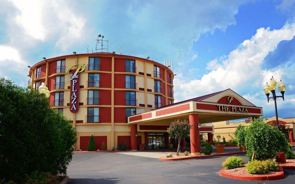 Plaza Hotel & Suites - Eau Claire Exteriör bild